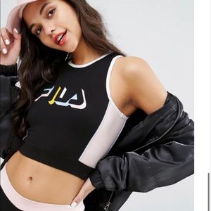 Fila top